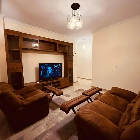 Modern Entire Apartment In The Heart Of Sheikh Zayed City Exterior foto