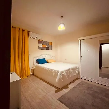Modern Entire Apartment In The Heart Of Sheikh Zayed City Exterior foto