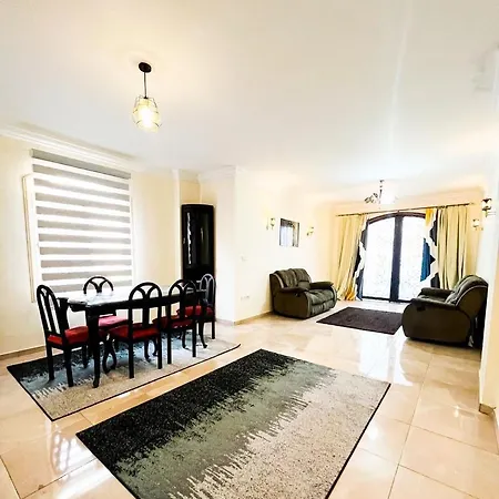 Modern Entire Apartment In The Heart Of Sheikh Zayed City Exterior foto